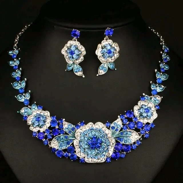Flower Necklace /Wedding/ Birthday /Anniversary