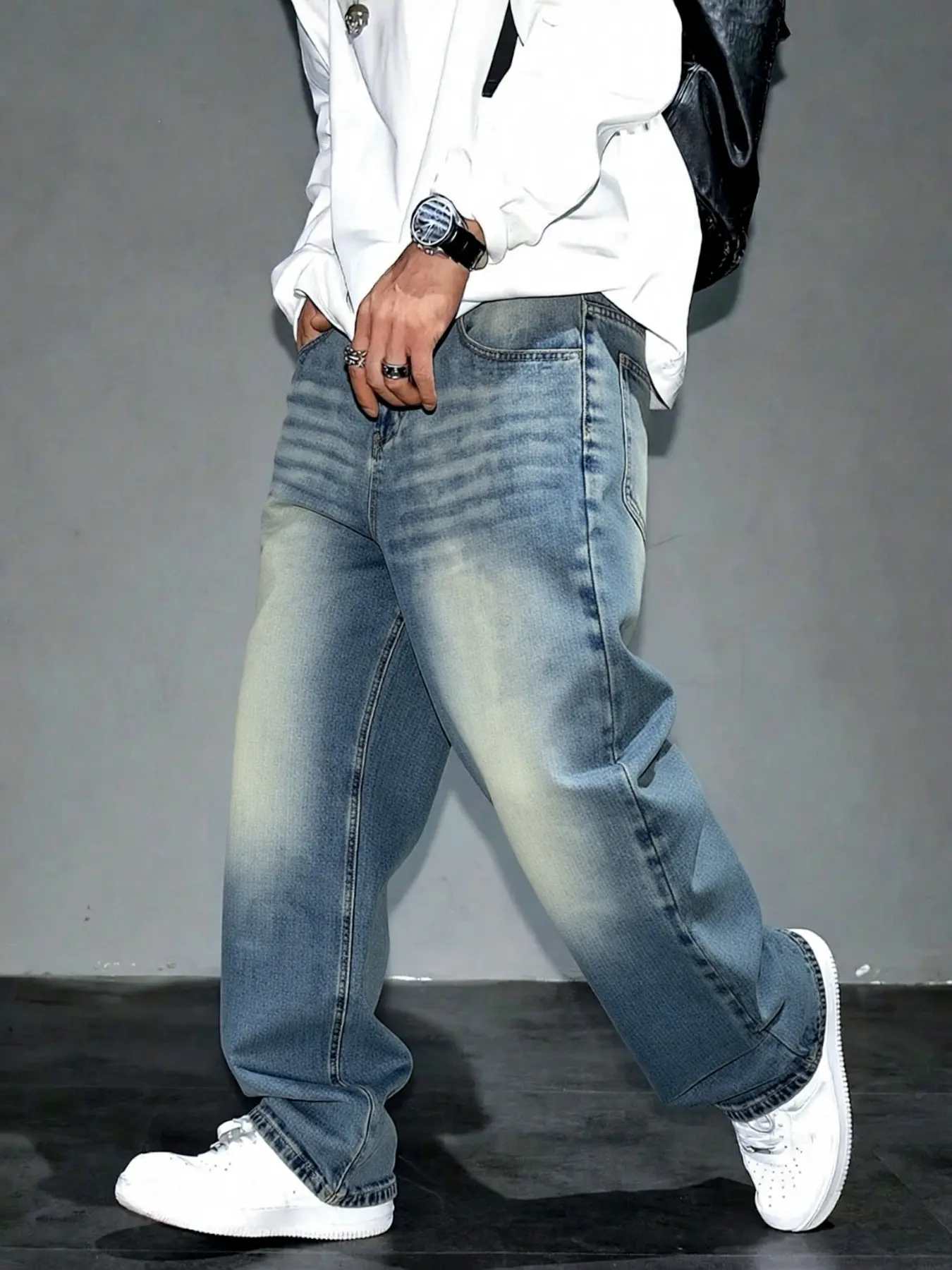 Men's Y2K retro Vintage gradient stone-washed Denim jeans, Menswear, loose Distressed Straight Leg style, streetwear hip-hop pants, suitable for daily casual wear, faded stone-wash process, loose fit, versatile long pants