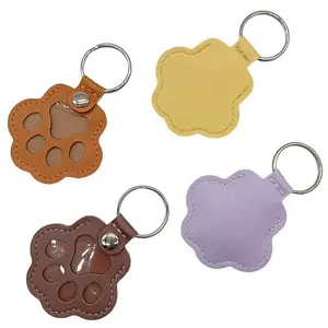 Cat and Dog Hair Keychain - Lightweight PU Leather Paw Print Display, Dual-Clasp for Pet Owners, Ideal Gift in 2026