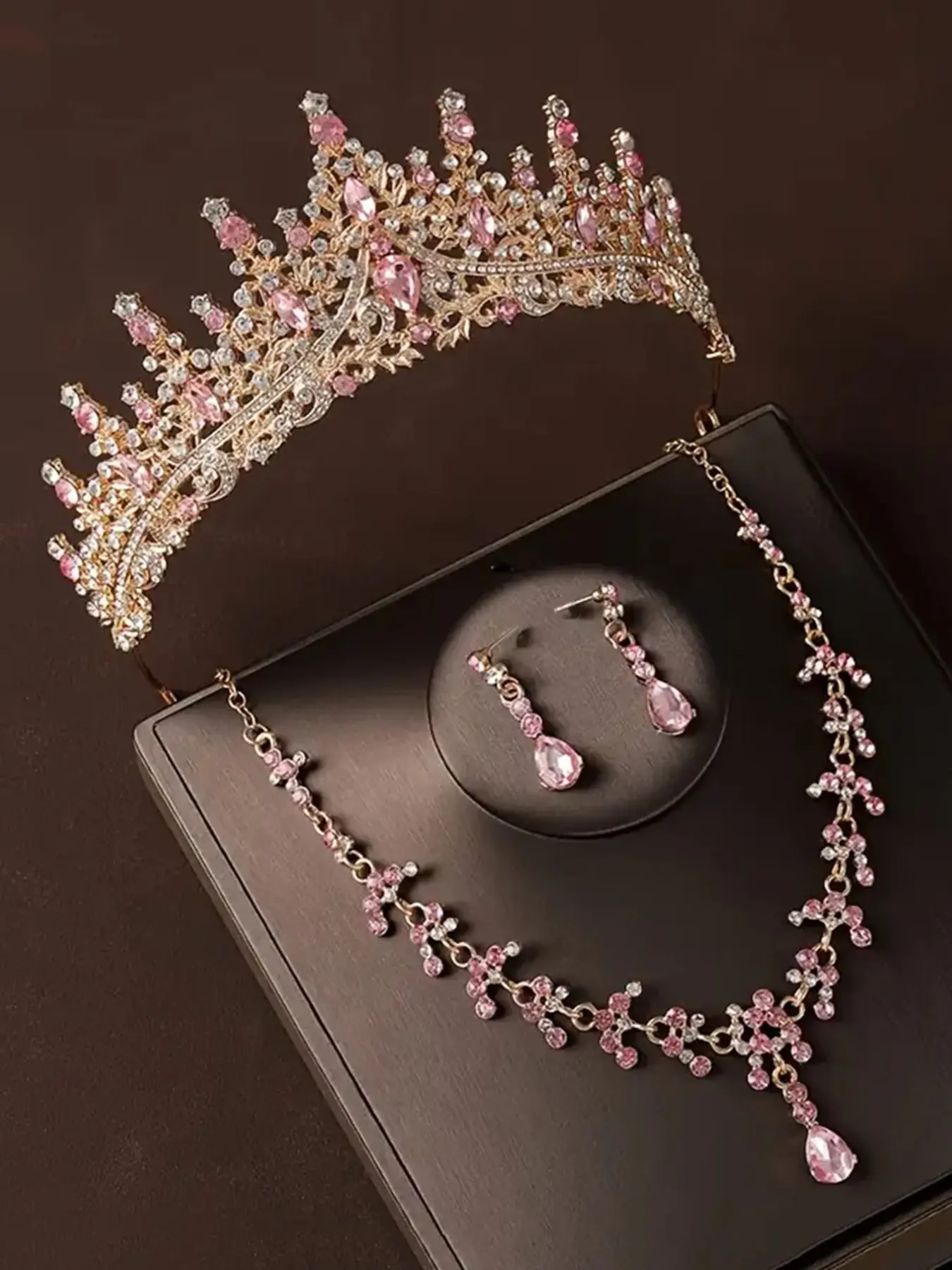 4pcs women's pink rhinestone jewelry wedding fashion jewelry bridal accessories crown with necklace and earrings wedding Matching Jewelry Set Wedding Jewelry Sets For Brides wedding dress jewelry is also suitable for wedding parties and gatherings