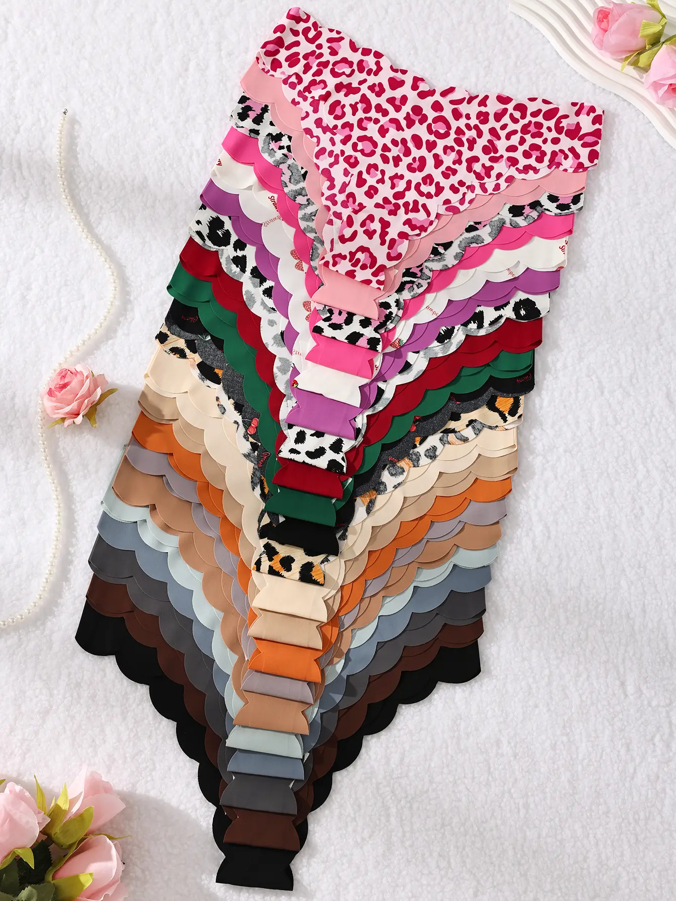 Hotcom Women's Seamless Thongs, Soft Breathable Multi-Pack in Solid & Leopard, Sexy Lingerie for School, Halloween & Thanksgiving Wear, Printed Panties, 1990S Fashion