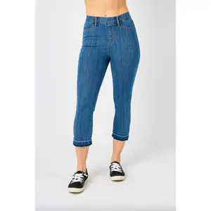 Judy Blue Pull-On Capri