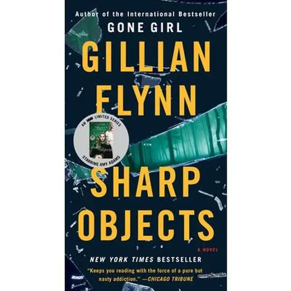 Used Fiction Book - Sharp Objects by Gillian Flynn (Very Good Condition, Crown Publication) - English, Homecoming Adaptation Source Material, Amy Adams Starring Film Basis