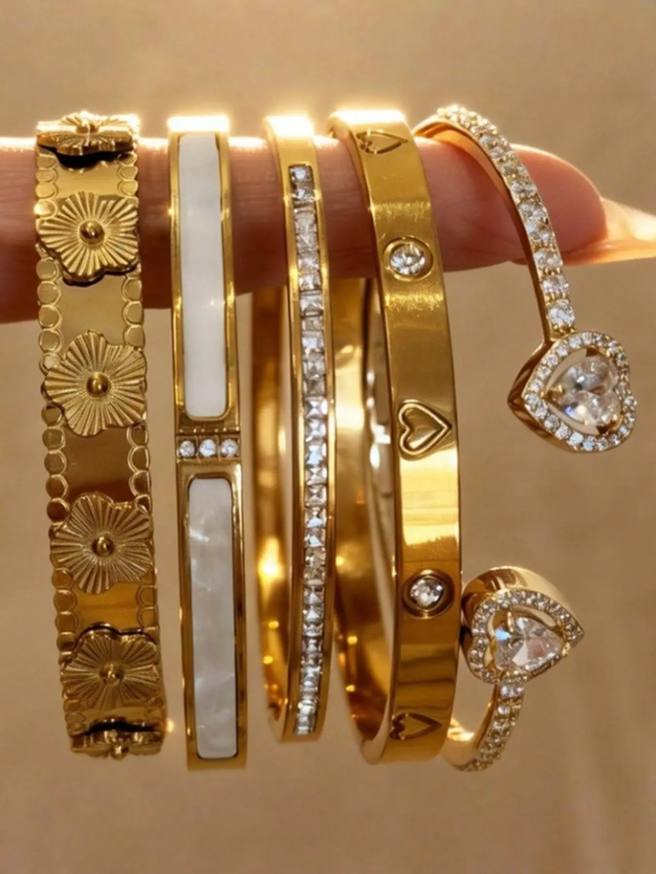 Women's Stainless Steel Waterproof Romantic Bracelet Sets Combination Set, Heart Design Jewelry Gift, Durable & Stylish Accessory, Trendy Jewellery, Fashionable Bracelet, Heart Bracelets