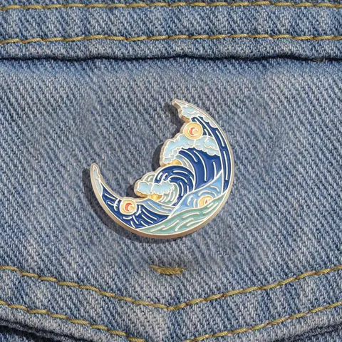 Moon & Wave Design Brooch, Art Badge, Personalized Van Gogh Oil Painting Brooch, Alloy Enamel Pin Suitable for Backpacks, Jeans, Scarves, Alloy Jewelry for Gift, Men Accessories, Enamel Lapel Pins, Brooch Pin Clip, Metal Pins