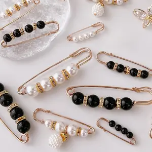 16 Counts Pearl Brooch Pins, No Sewing Fasteners for Sweater Shawl Cardigan Collar, Faux Pearl Clothing Dresses Decoration Pant Tightener for Women, Mixed Style Assortment