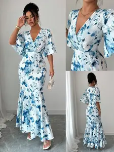 A long fishtail dress with tie-dye print, V-neck and flutter sleeves. Designed in French romantic style, it is suitable for vacations, weddings, parties, dates and formal occasions.