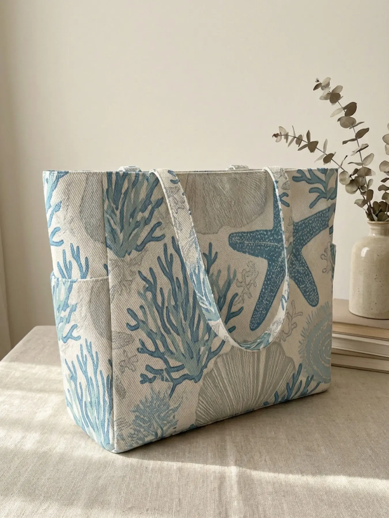 Starfish Shell Pattern 2D Printed Travel Duffle Bag, Cruise Travel Bag, Large Capacity Storage Bag, Durable Multi-Pocket Design, Zipper Closure, Casual Style Traveling Bag