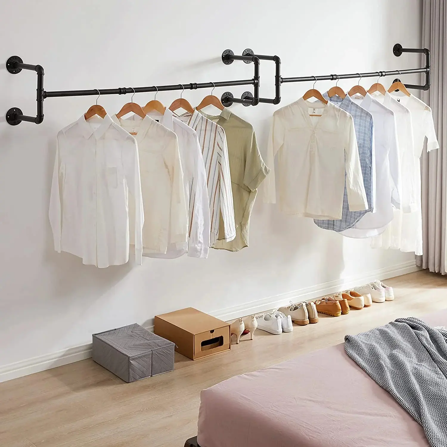 SURUIHK 40-Inch Heavy-Duty Industrial Pipe Wall-Mounted Metal Garment Rack - Black Durable Steel Organizer, Space-Saving, 10-15 Kg Capacity for Laundry Room (Industrial Look, Laundry Drying Rack Accessories)