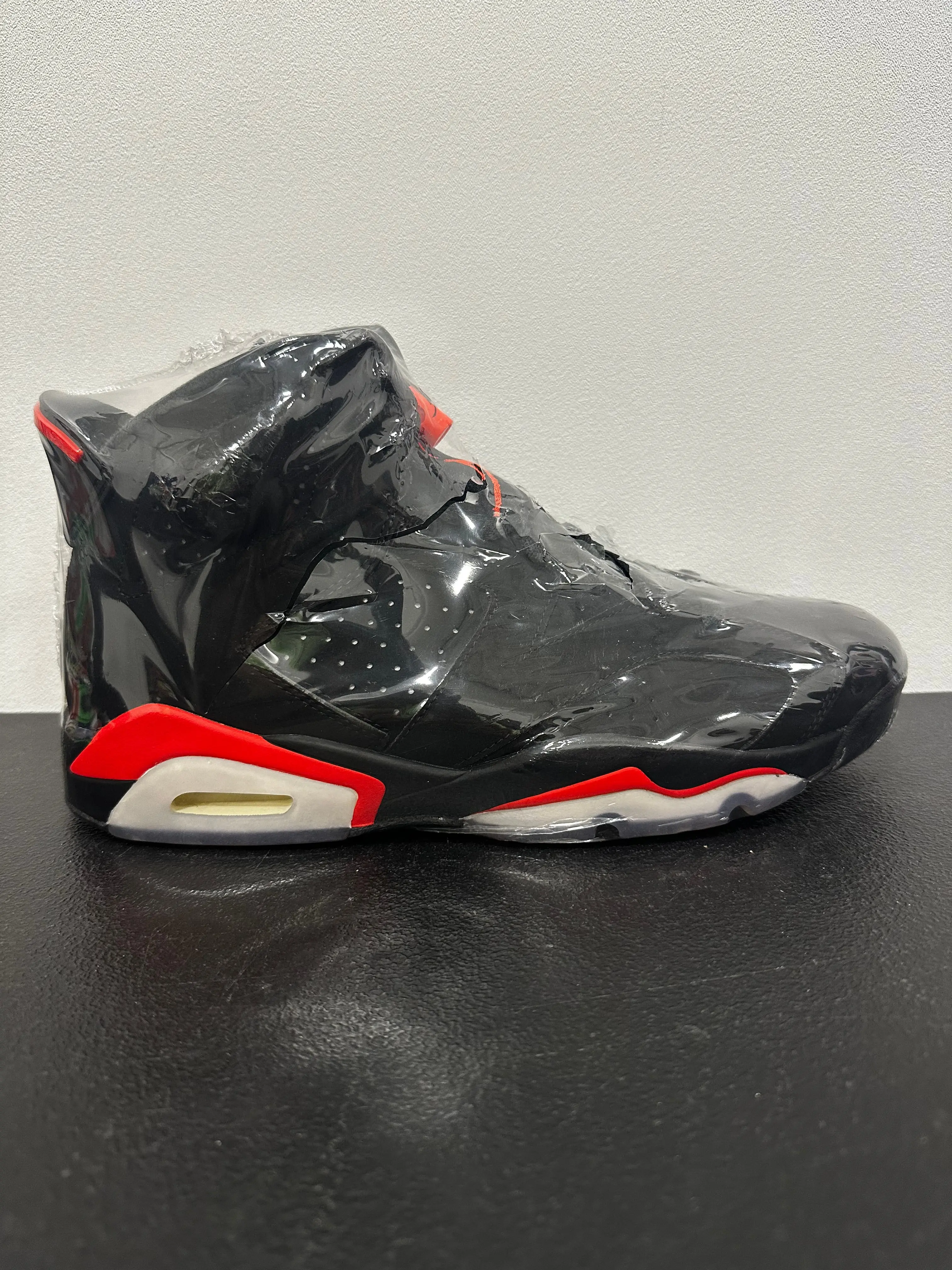 Jordan 6 Retro Black Infrared (2019)