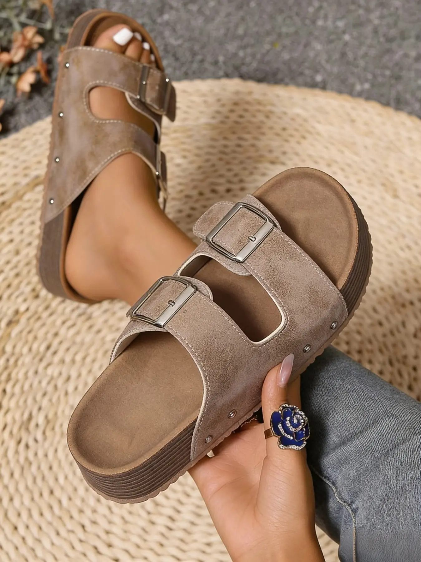 Women's Summer Casual PU Rubber Flat Slippers, Thick Sole Waterproof Round Toe Slip-On Shoes, Solid Pattern Comfortable Footwear