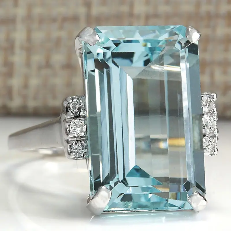 Fashionable Luxury Engagement Ring Blue Sapphire Ring Elegant Jewelry Unique Gift for Her Stylish Sapphire Ring Timeless Design Beautiful Engagement Ring