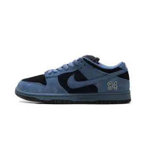 SB Dunk Low "Supreme - Ocean Fog" HQ8487 400