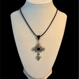Gothic Dark Silver Cross Vampire Necklace Chain Jewelry Halloween