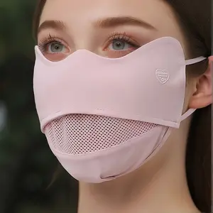 Face-hugging Open-mouth Breathable Mid-mesh Ice Silky Fiber Fabric Face Mask with Eye Protection Corners