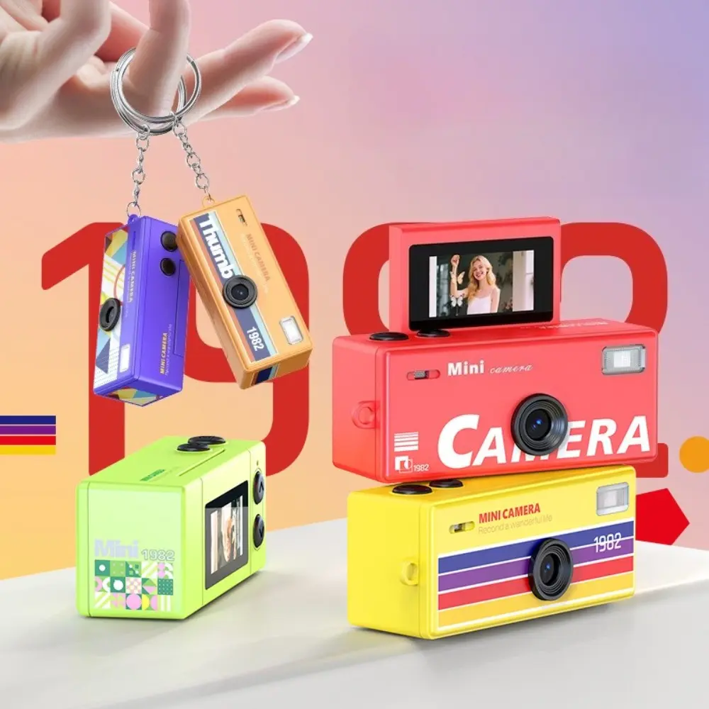 1 Vintage Retro Mini Digital Compact Camera Blind Box (Including 32G Card)! Random Color, Supports Photo Taking and Video Recording, Flip-screen Pocket Camera, Point and Shoot Camera.