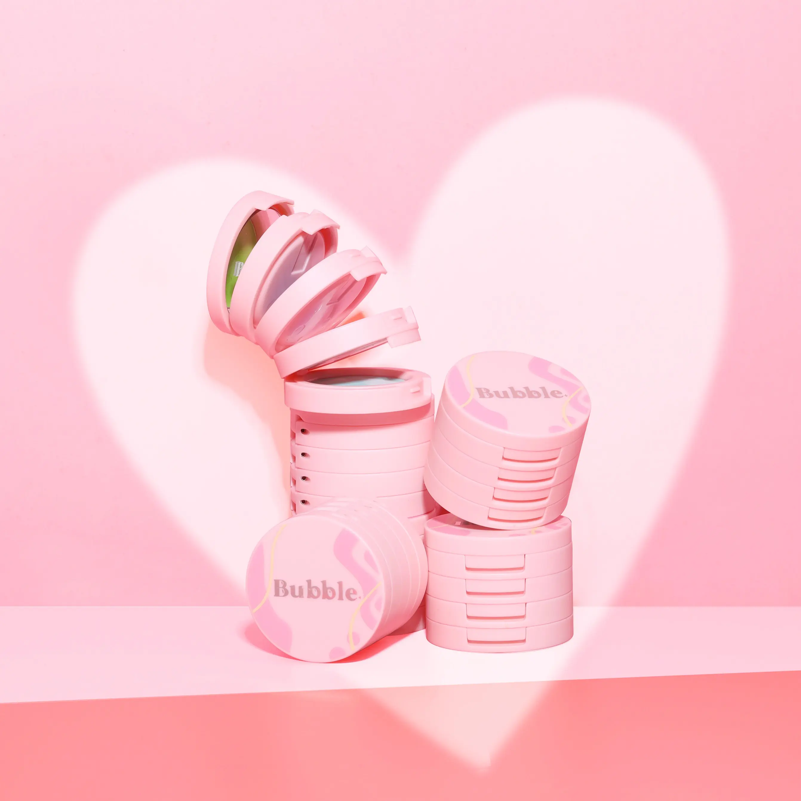 SUPER 4 in 1 stackable cream gel polish SUPER 4 in 1 stackable cream gel polish