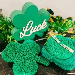 Handmade 100% cotton washcloth and polyester scrubby set to wash dishes