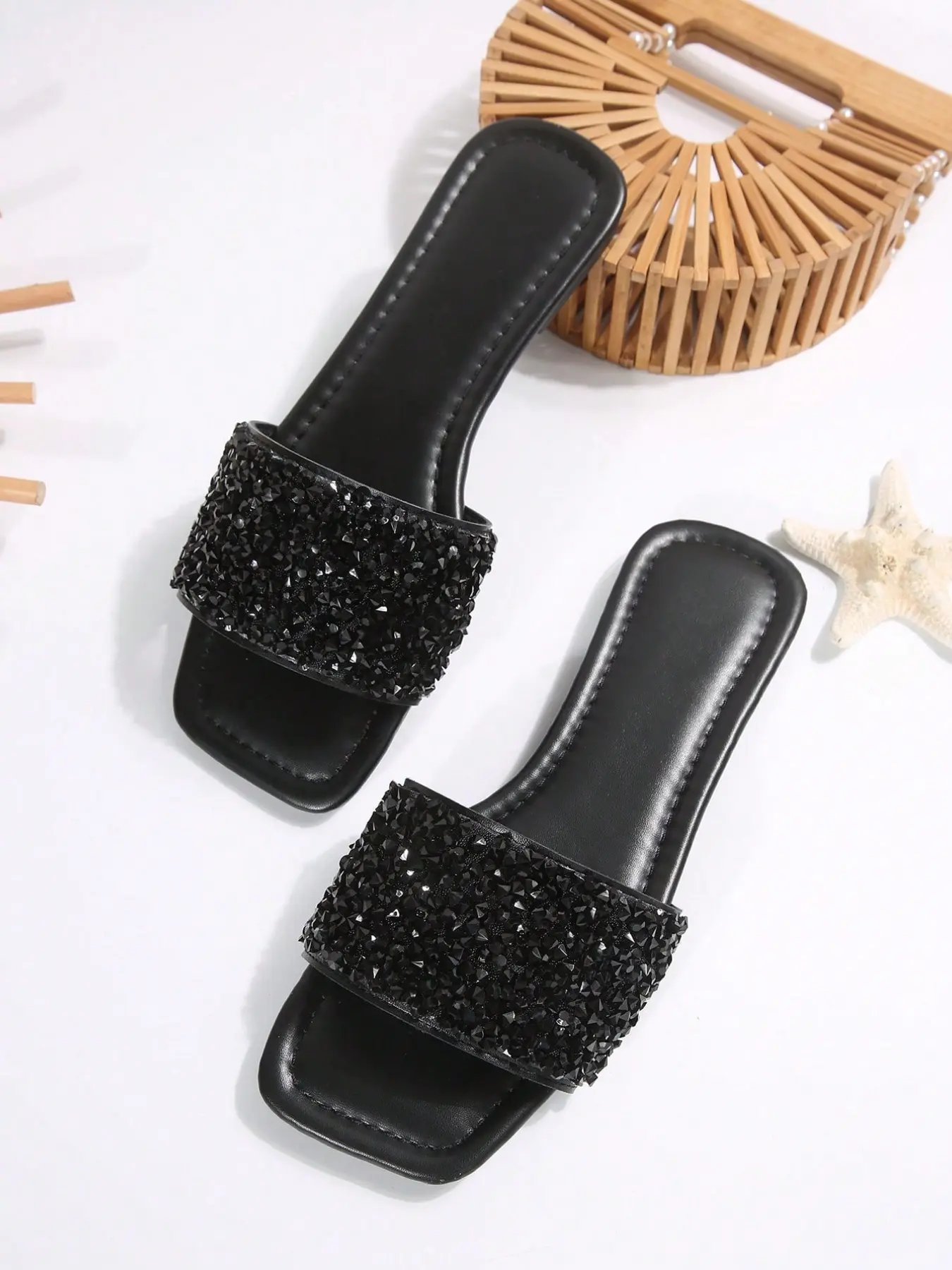 High-Quality Fashionable Women's Chic Summer Footwear Flat Sandals, Flat Heel, Colorful Sequins Pearl Rhinestones, Earth Tone Outdoor One-Piece Flat Slippers, Glitter Dress Sandals, Embellished Sandals