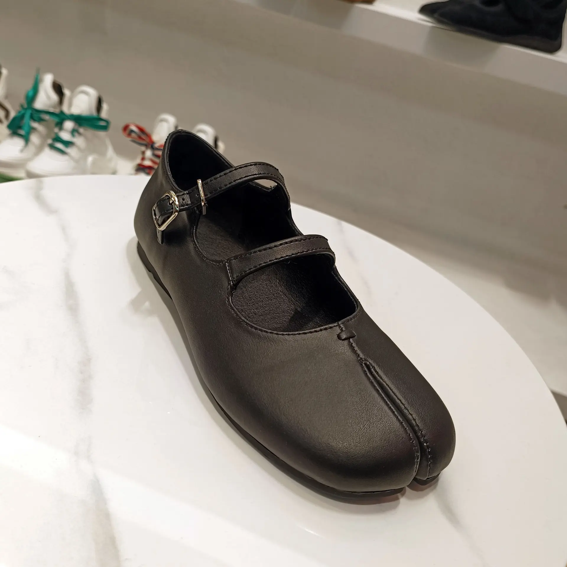 Black one character buckle