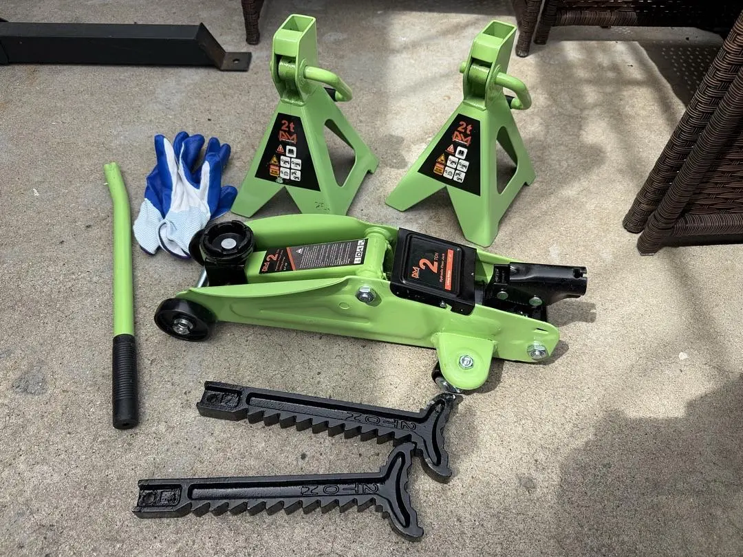 PM PERFORMOTOR 2 TON HYDRAULIC TROLLEY FLOOR JACK