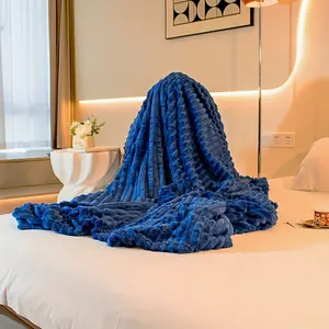 【Only 1 Gift Per Customer】【Random Color】Cozy Grey Queen Blanket Lightweight Fuzzy Throw for Bed Warm Plush Machine Washable All Season Bedding Solid Texture