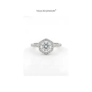 Platinum-Plated Moissanite Adjustable Ring, 1.0 carat total weight — High Color Dispersion, Round Cut, Luxurious Vintage Style