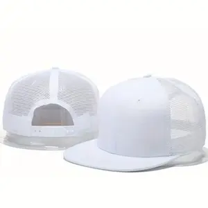Men’s white hat