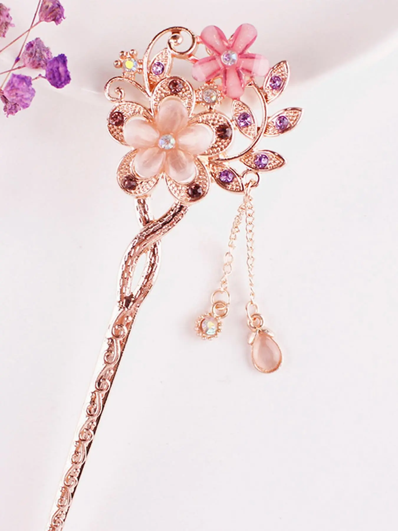 Elegant Floral Hairpin with Tassels, Traditional Style Accessory for Women, Perfect for Special Occasions and Daily Wear, Flower Hair Clip, Floral Hair Accessories