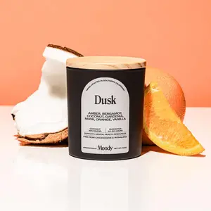Moody Dusk Candle Hand-Poured Non-Toxic Coconut Wax Blend Amber Bergamot Coconut Gardenia Musk Orange Vanilla 7.3oz Eco-Friendly Decor Ornament Aroma Creamy