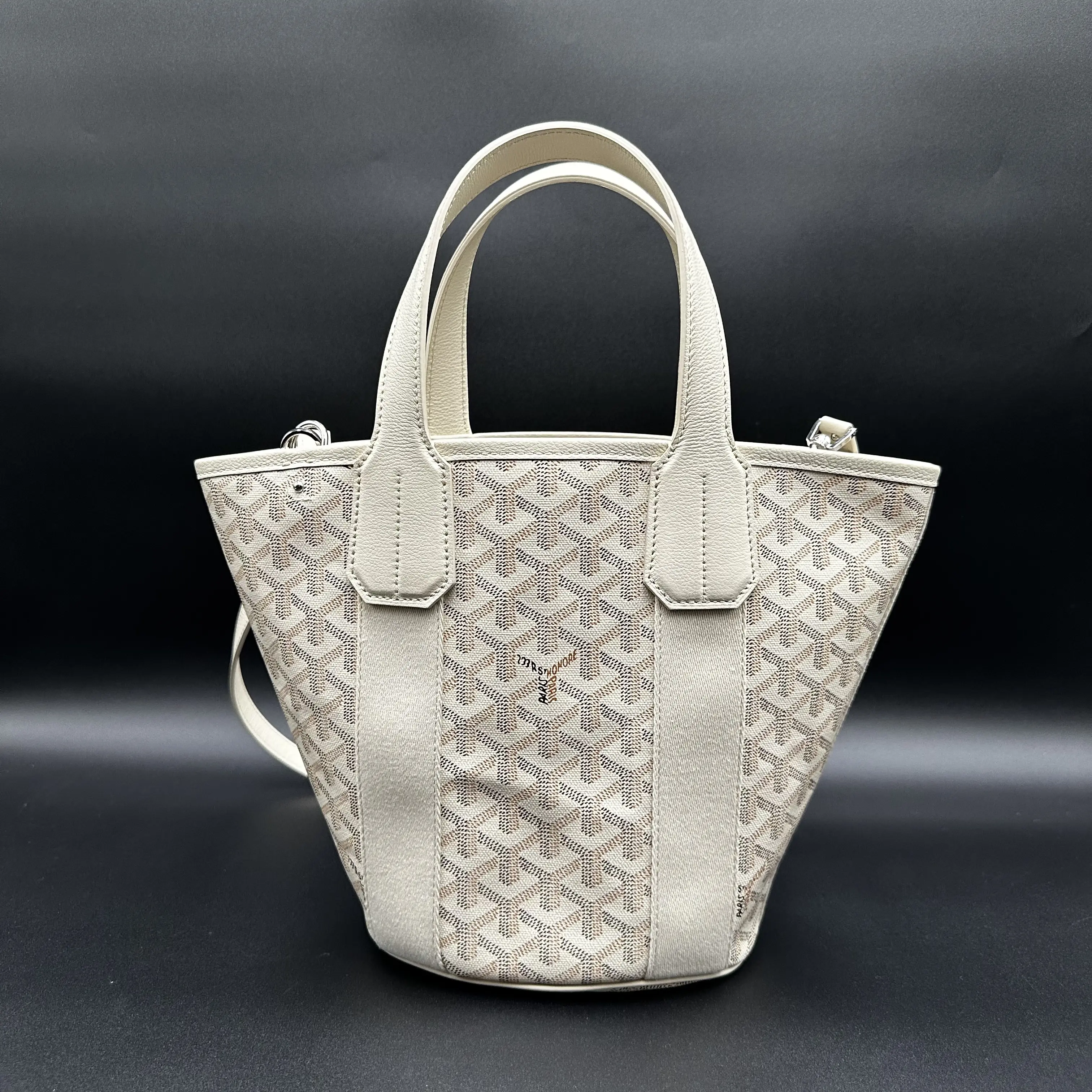 Pre-owned Goyard coated canvas Tote Bags Goyardine Sand Belharra PM Tote Palladium Hardware