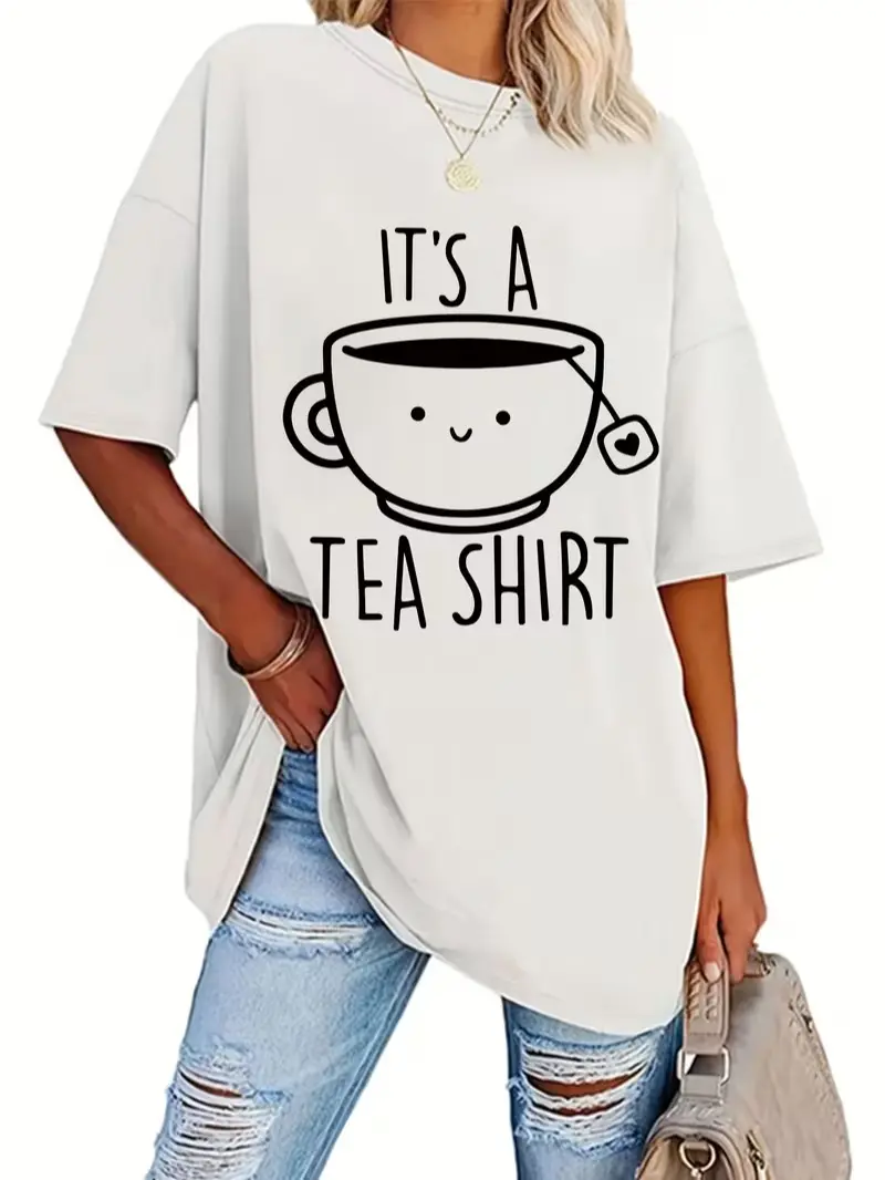 It's A Tea Shirt Cute Smiley Tea Cup Graphic Tee Funny Pun Minimal Line Art Oversized White Casual Tea Lover Women’s T-Shirt