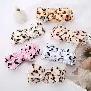 1 cuont Leopard Print Bow-Knot Plush Headbands for Women - Polyester Fuzzy Hair Bands | Normal Hair | Woven Fabric | No Power or Battery Needed | Hair Accessory for Face Washing and Beauty Regimen