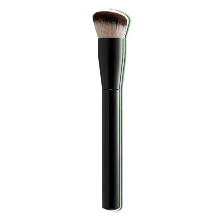 Long-Wear Liquid Foundation Brush – Densely Packed Bristles for Seamless Blending, Full Coverage, and Smooth Application Without Streaks or Lines