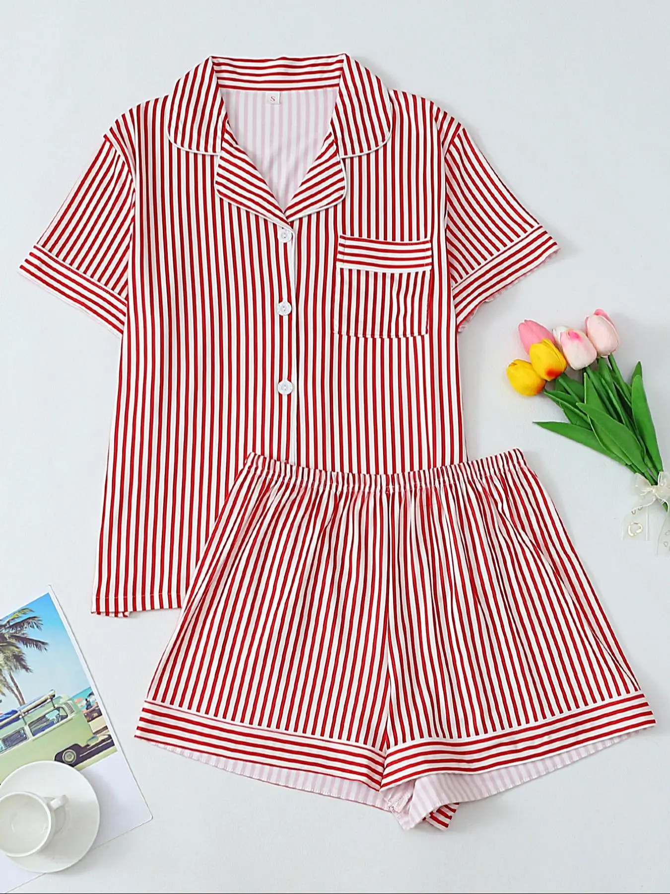 Women's Striped Print Short Sleeve Pajama, Casual Comfy Pocket Lapel Shirt & Elastic Waist Shorts Striped Print Bottoms PJ Set, Fitted Pajama Set, Pajamas Sleepwear, Ladies Sleepwear for All Seasons, Loungewear