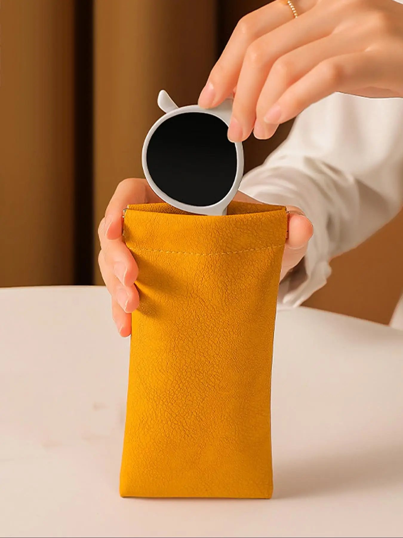 Solid Color Soft Pu Sunglasses Case, 2024 New Style Portable Pu Leather Glasses Case, Anti-scratch Glasses Storage Bag, Eyewear Accessories for Women