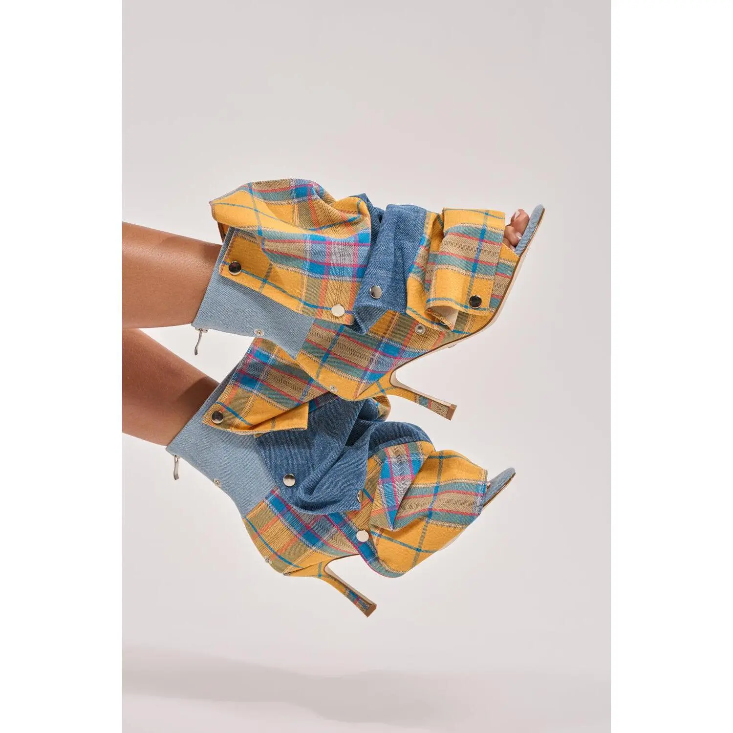 AZALEA WANG BIRDSONG YELLOW PLAID SNAP BOOTIE