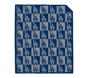 Pegasus Sports MLB Tonal Logo Box 60x70 Sherpa Blanket