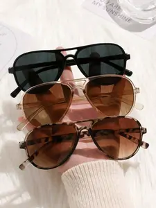 Women Aviator Frame Sunglasses, Classic Style, Elegant & Trendy, Perfect for Music Festivals, Vacays, Outdoor Adventures