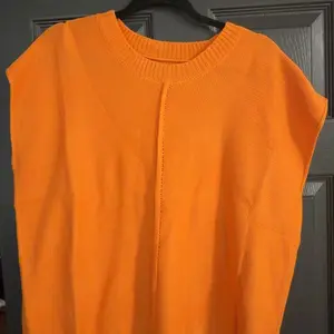 Women's Solid Color Sweater Vest, Casual Fashion Round Neck Knit Top for Summer, Fashion Women's Knitwear for Daily Wear