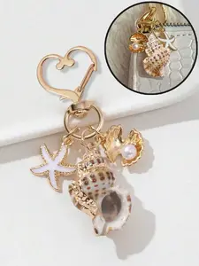 Naturally asymmetrical shells, starfish, conch, and starfish bags, heart-shaped clasp design, wallet pendant decoration charming bridesmaid gift, summer accessory, beach vacation pendant decoration, starfish shell keychain, Naturally Asymmetry