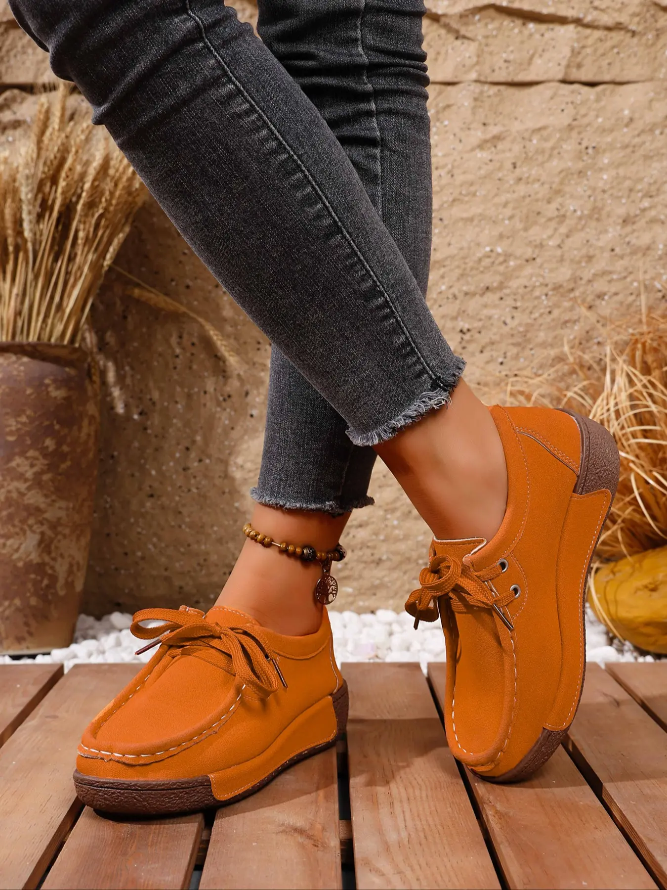 Women's Outdoor Lace-Up Lightweight Fashionable Loafers, Casual Flats, Large Size Comfortable Thick Sole, Round Toe Colorblock Non Slip Shoes, Casual Daily Commute Vacation Footwear, Affordable Loafers