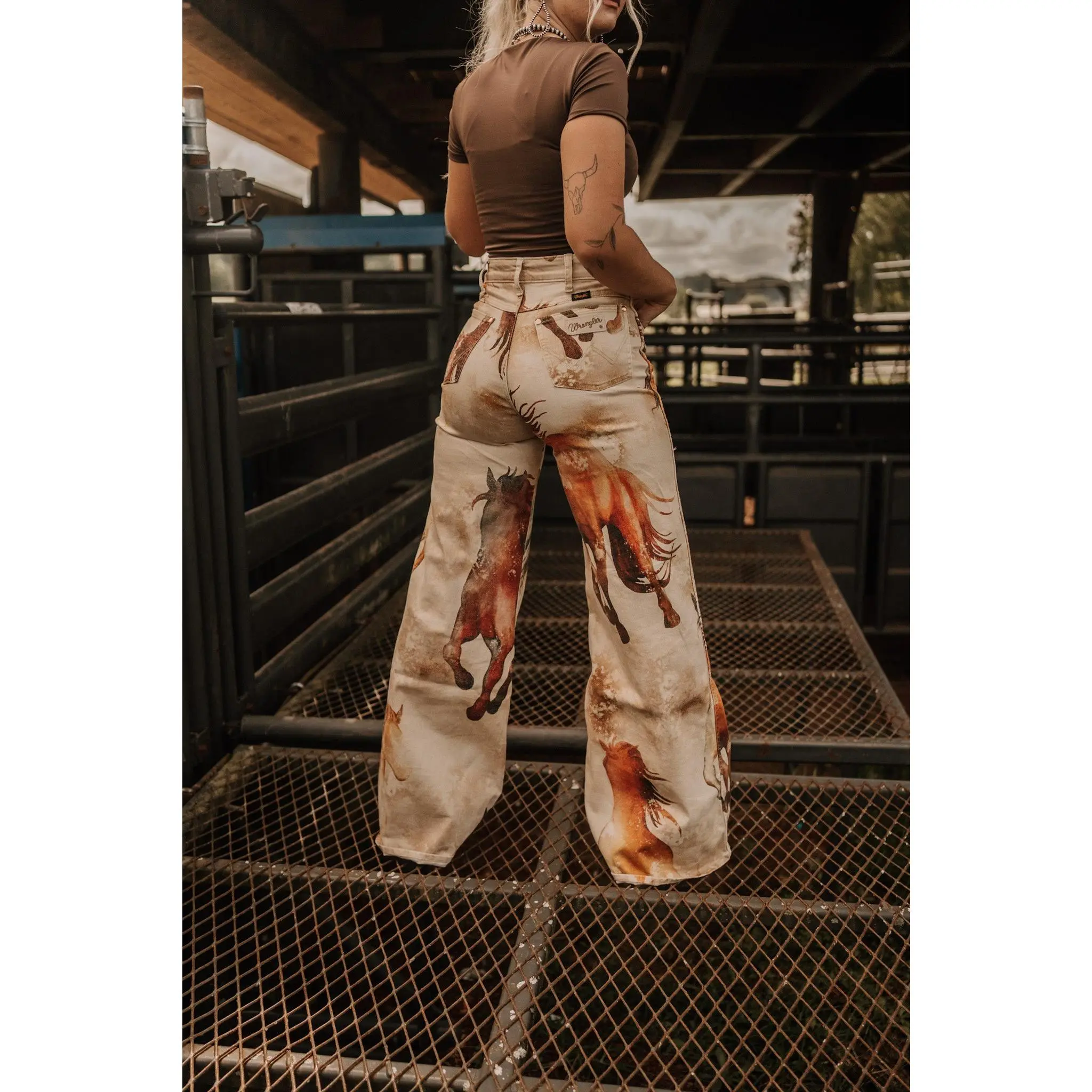 Wrangler Lainey Wilson Punchy Wild Horses