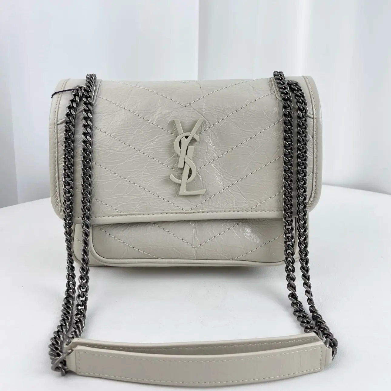 Pre-owned Yves Saint Laurent Crinkled Calfskin Matelasse Monogram Baby Niki