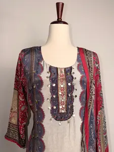 Elegant 3-Piece Traditional Women’s Suit Set – Printed Kurta, Dupatta & Bottom