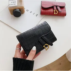 Women's Fashionable Crocodile Embossed Short Wallet, Casual Versatile Card Holder, Trendy All-match Wallet for Daily Use Outdoorfun Leather Bifold SpringStatements
