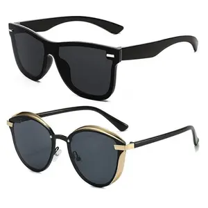 2-Piece Retro Cat Eye Sunglasses for Women Thick Tortoiseshell Frame & Anti-Glare Oversized Square Shades Stylish Fashion Accessory for Everyday Wear & Outdoor Activities