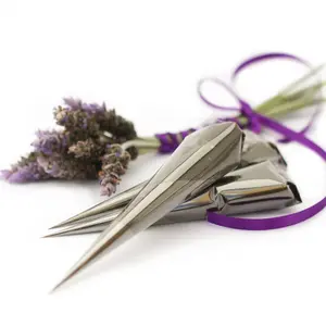 Faux Freckles Henna Paste. Henna Caravan hand-crafted Fresh, Organic Henna Paste with Lavender. No Chemicals, Synthetic Dyes or Preservatives. Just Real Natural Henna Leaves for Sweet Little Faux Freckles