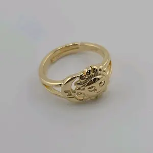 Anillo Ajustable Sol y Luna en Oro Laminado 14K