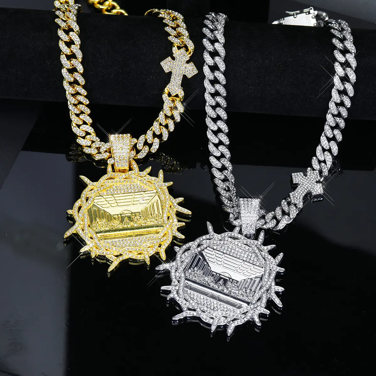 New Round Pendant Accessory Necklace - Zinc Alloy Metal Coated Bling Decorative Necklace, Men's Jewelry with Diamond Thorn and Last Supper Pendant, Christmas Holiday Gift, Bling Necklace